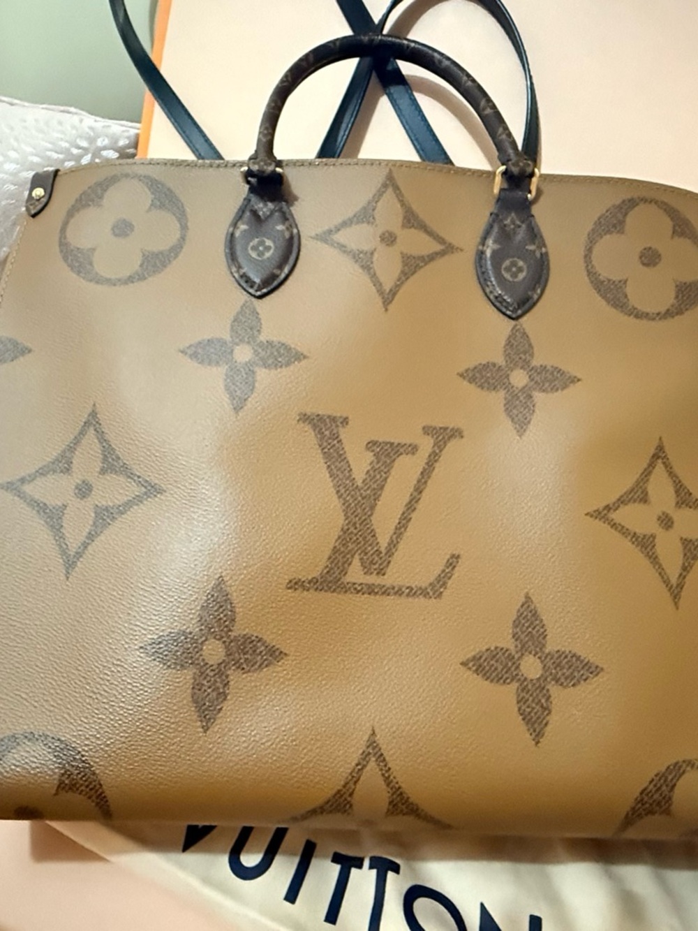 Louis Vuitton ON-THE-GO GM EXCELLENT Monogram Canvas - Picture 12 of 16